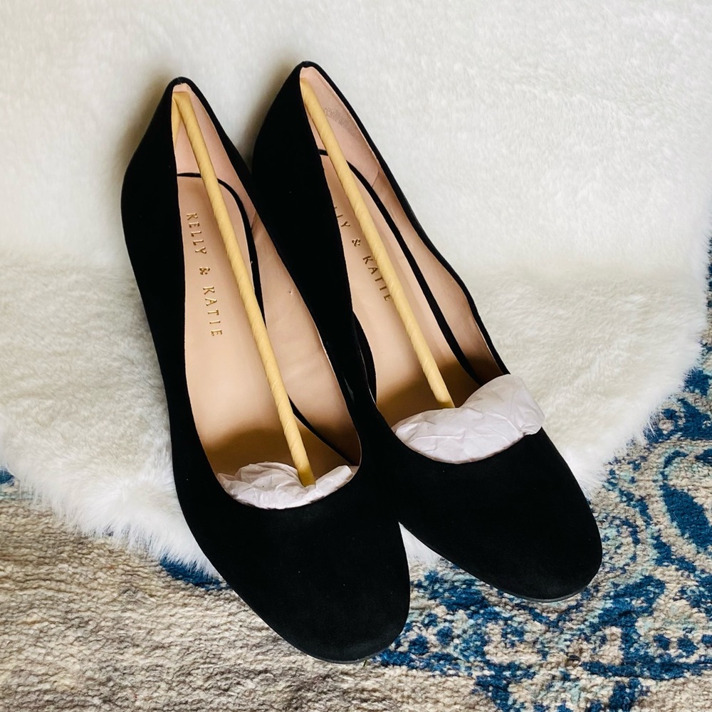 Kelly + Katie Pumps